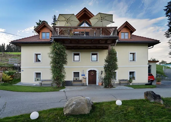 Little Farm Apartments