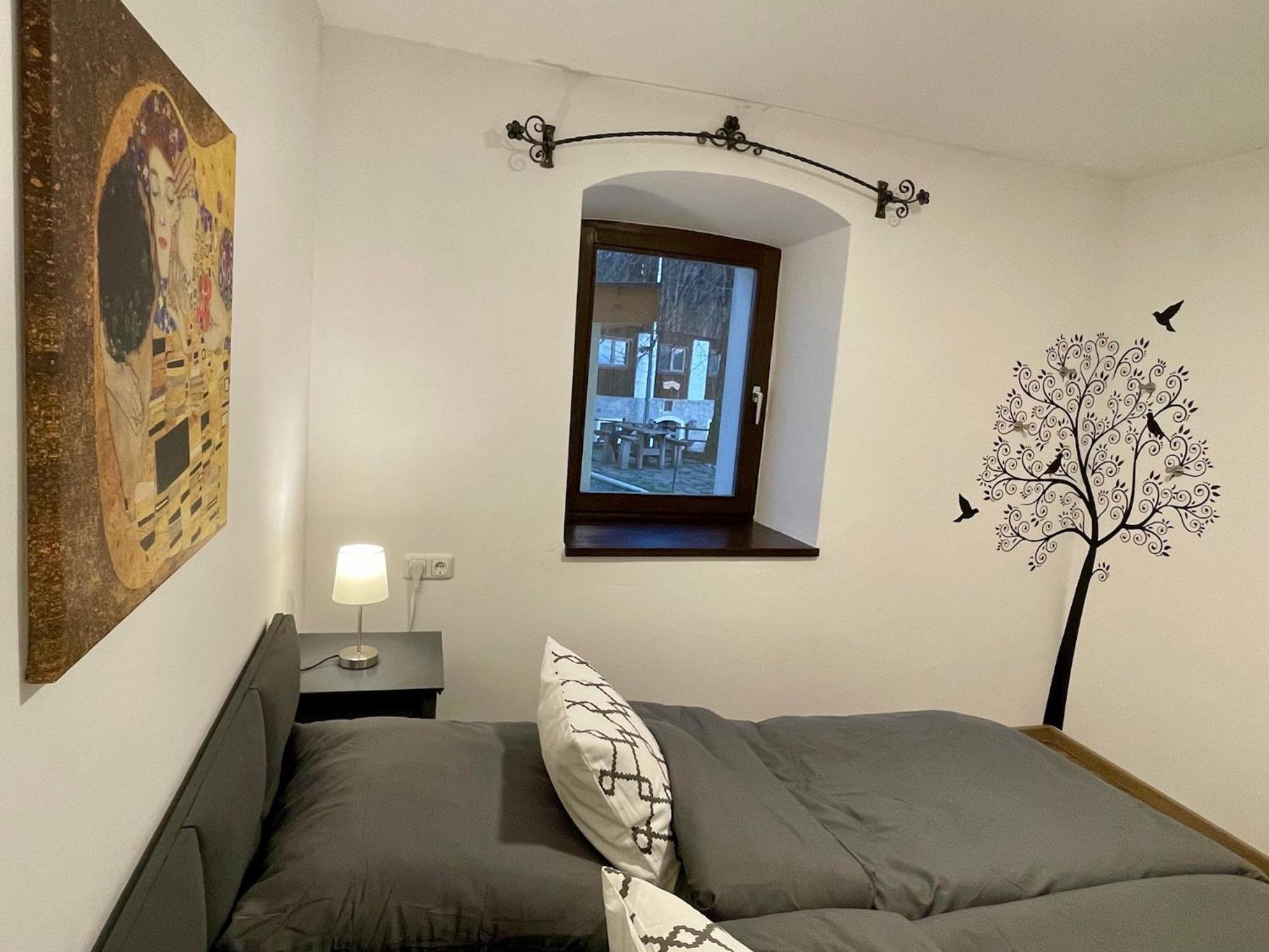 Little Farm Apartment
